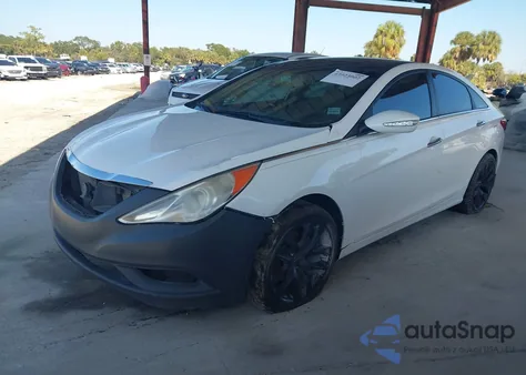 2013 Hyundai Sonata Limited 2.0T z USA, uszkodzony, nr VIN 5NPEC4AB1DH672761